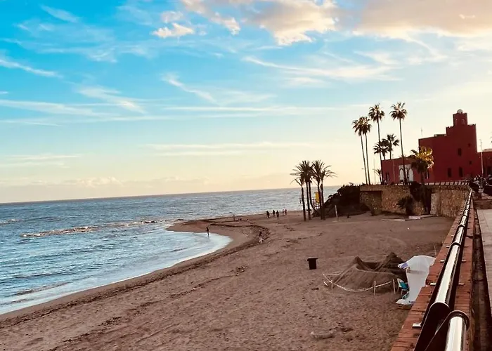 Benalmadena ,apartamento-Estudio primera Línea de Playa
